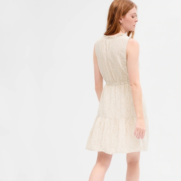 GAP Sleeveless Splitneck Mini Dress Size Extra Small - Picture 3 of 8